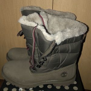 Lined puffer boots. Timberland